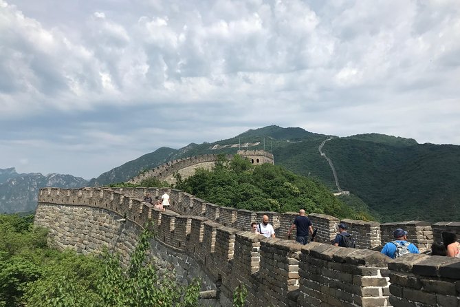 Mutianyu Great Wall Day Trip With Private English Speaking Driver Service - Mutianyu Great Wall Itinerary Details