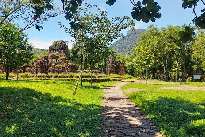 My Son Early Sunrise Tour With Nguyen - Customer Reviews