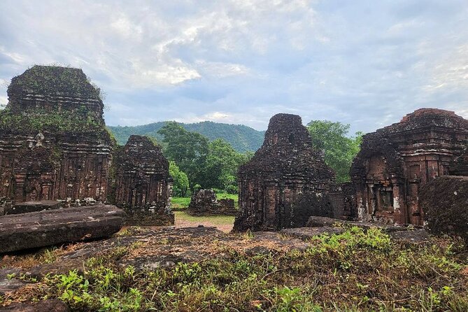 My Son Morning Private Guided Tour From Da Nang or Hoi an City - Expert Guided Tour of My Son Sanctuary