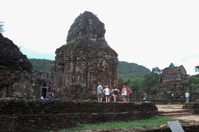 My Son Sanctuary and Hoi an City Full Day Tour - Exploring Hoi An Ancient Town