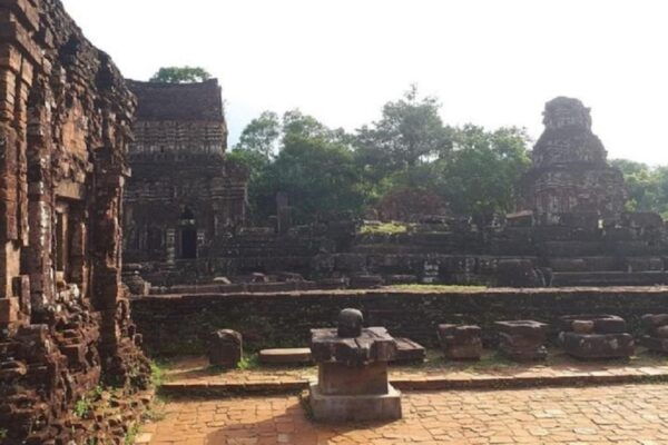 My Son Sanctuary and Hoi an City Full Day Tour - Boat Trips on Thu Bon River