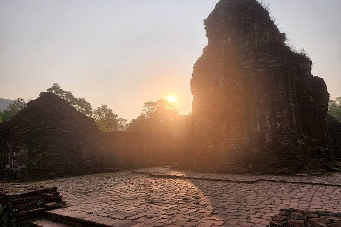 My Son Sunrise Tour to Avoid Crowd & Take Nice Photos From 5:10 A.M to 9a.M - Benefits of a Private Sunrise Tour