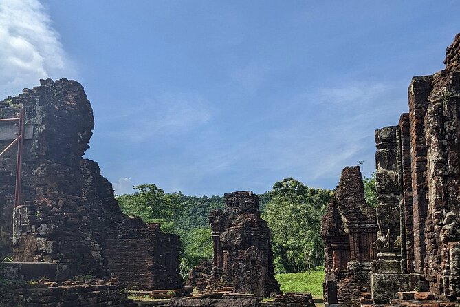 My Son Sunset and Hoi An Food Tour - Tour Overview