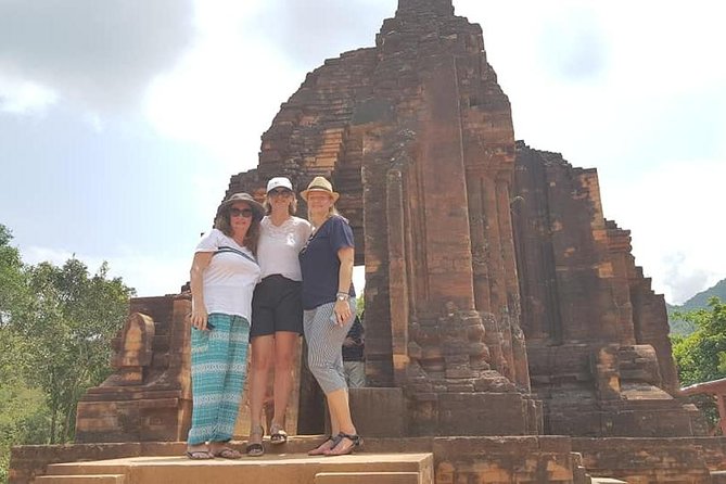 MY SON SUNSET TOUR Departure From HOTELS in DA NANG City or HOI an City - English Speaking Guide for Historical Insights