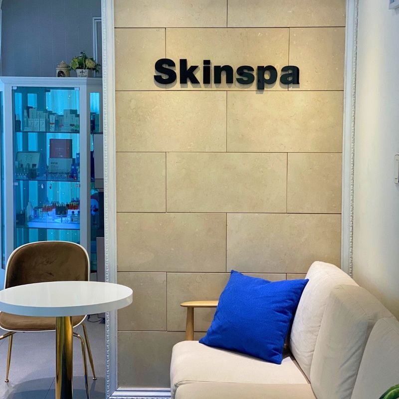 Myeongdong Skinspa- Aesthetic Korea Skin Care & Massage Treatment - A 70-minute facial with room to personalize