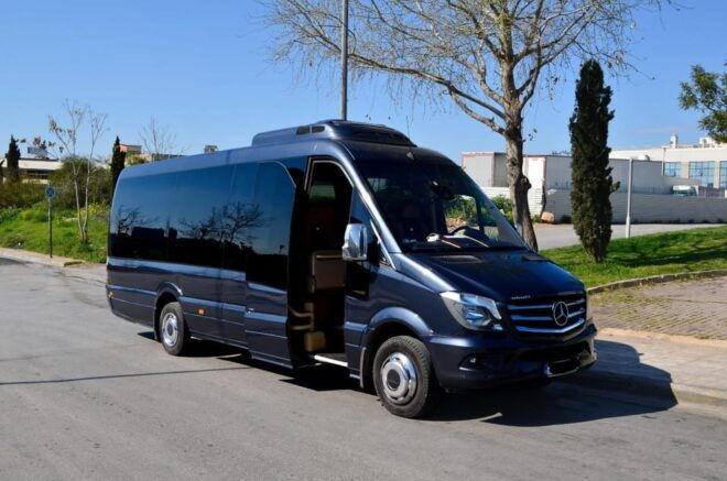 Mykonos: Airport Transfer in Luxury Car - Tips for Travelers