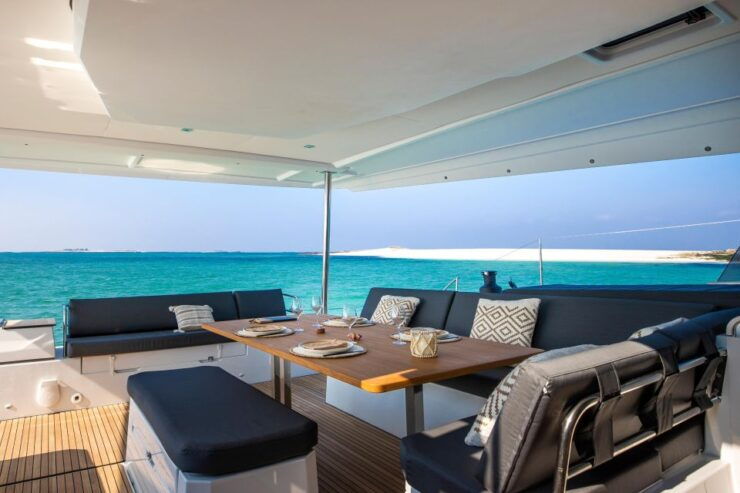 Mykonos: Catamaran Cruise With 3-Course Meal and Transfers - Inclusions
