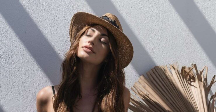 Mykonos: Guided City Walking Tour With Photoshoot - Experience