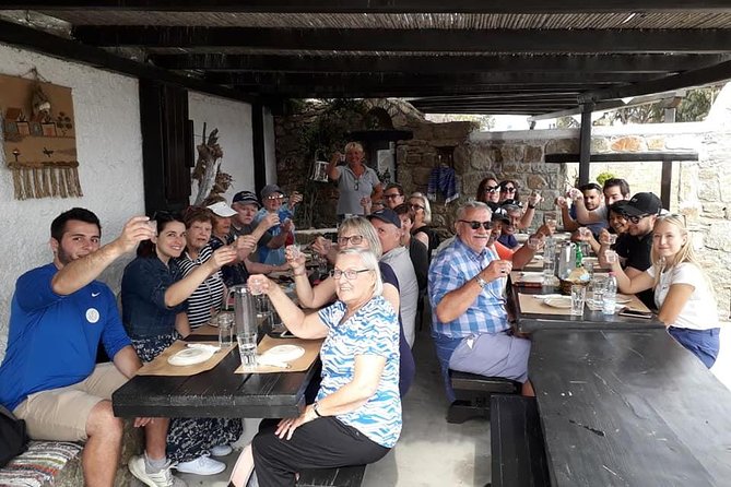 Mykonos Highlights Day Tour With Greek Lunch at Mykonian Split - Good To Know