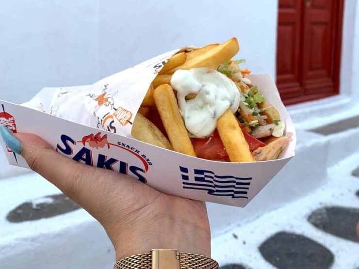 Mykonos: Old Town Private Treasure Hunt & Tour W/ Food Stops - Must-See Attractions
