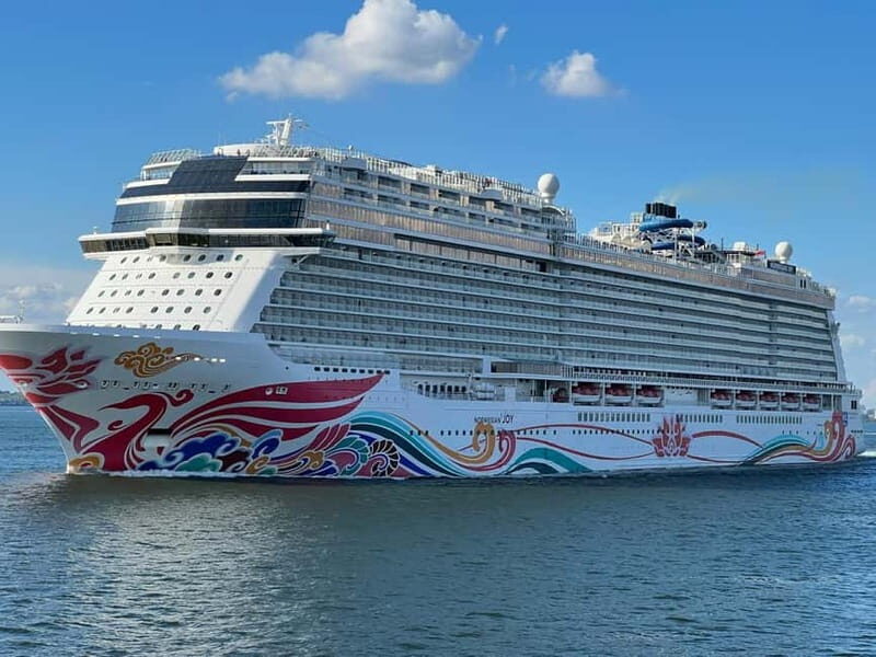 Mykonos Private 4 Hours Van & Walk - Free Port Pick-up - Transportation and Group Dynamics