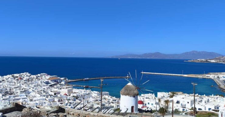 Mykonos Semi Private Bus Tour in English/Spanish - Itinerary Highlights