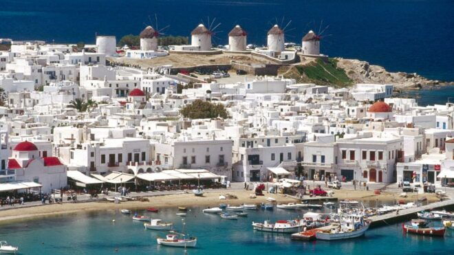 Mykonos Town Private Walking Tour - Captivating Stroll Through History