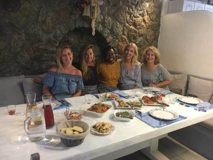 Mykonos: Traditional Lunch or Dinner at the Mykonian Spiti - Explore Greek Cooking Secrets