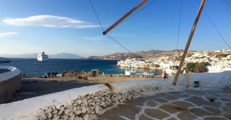 Mykonos: Walking Tour & Food Tasting Beach Picnic - Beach Picnic Essentials
