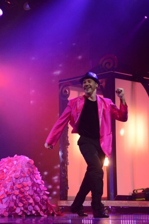 Myrtle Beach: Charles Bach Wonders Magic Show - Ticket Information