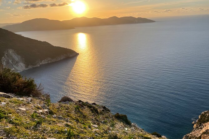 Myrtos, Melissani Lake and Drogarati Cave Privete Tour - Minimum Travelers