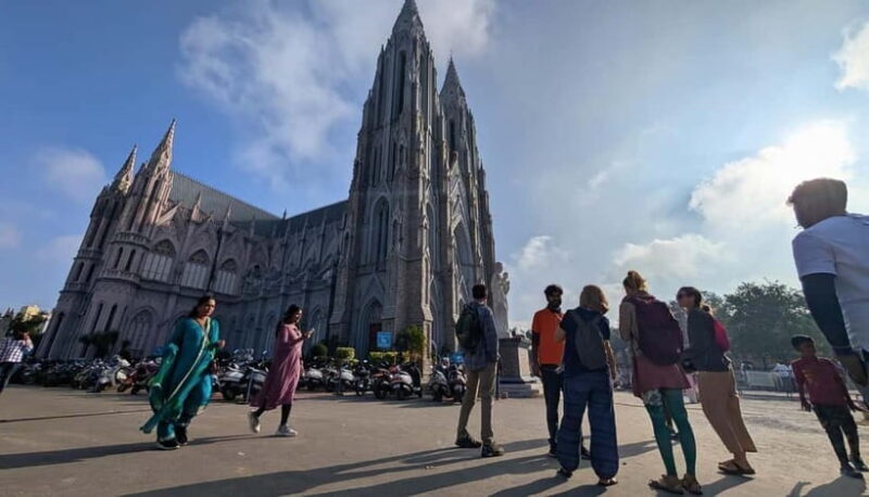 Mysore City Bike Tour Morning 3.5 Hours: Mysore By Cycle - A Local Breakfast and Chai Break