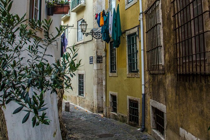 Mysteries and Legends of Lisbon - The Enigma of the Lisbon Earthquake