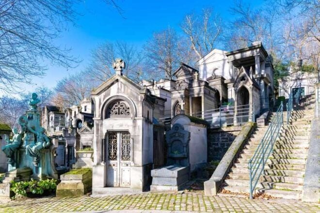 Mysteries of Père Lachaise - Fascinating Mysteries Unveiled
