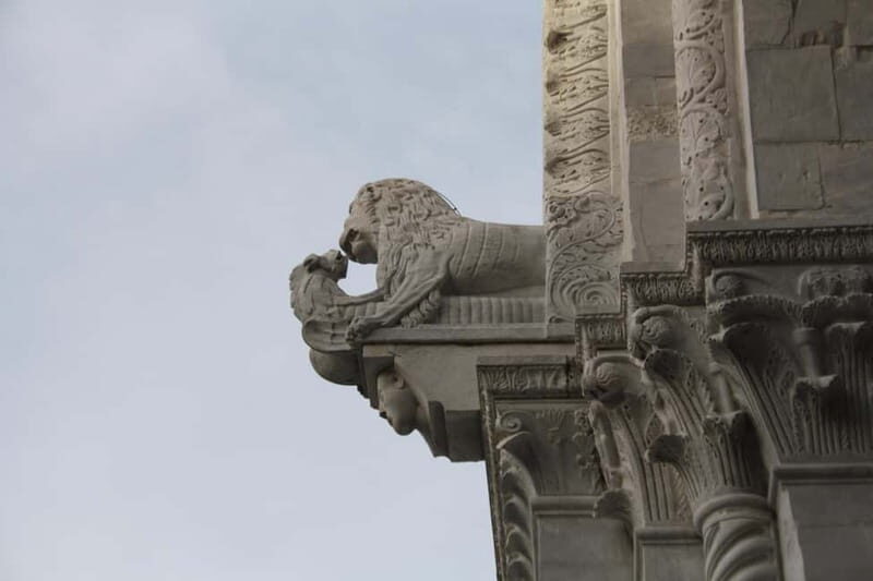 Mysterious Lucca: stories and legends (ITALIAN) - Good To Know