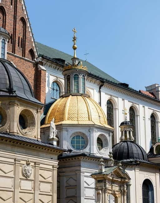 Mysterious Wawel Cathedral and Wawel Courtyard Guided Tour - Good To Know