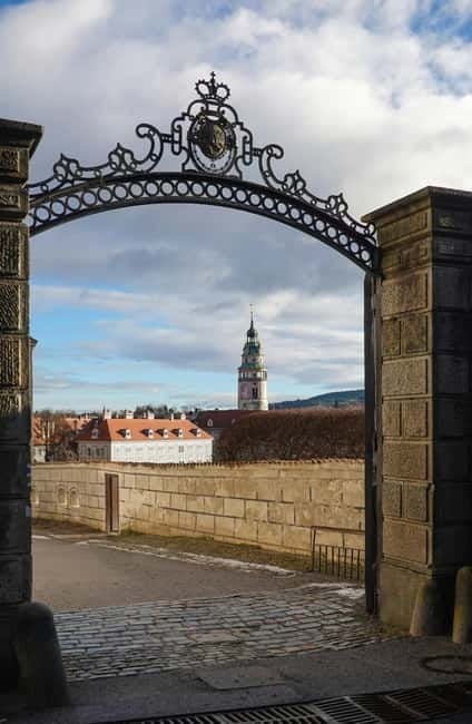 Mysterious Wawel Cathedral and Wawel Courtyard Guided Tour - FAQ