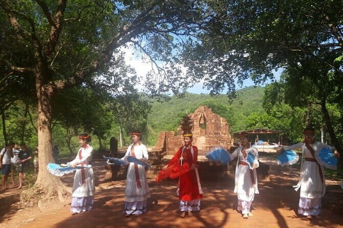 Mystic Marble Mountains & Hell Cave with Lady Buddha Stop - FAQ