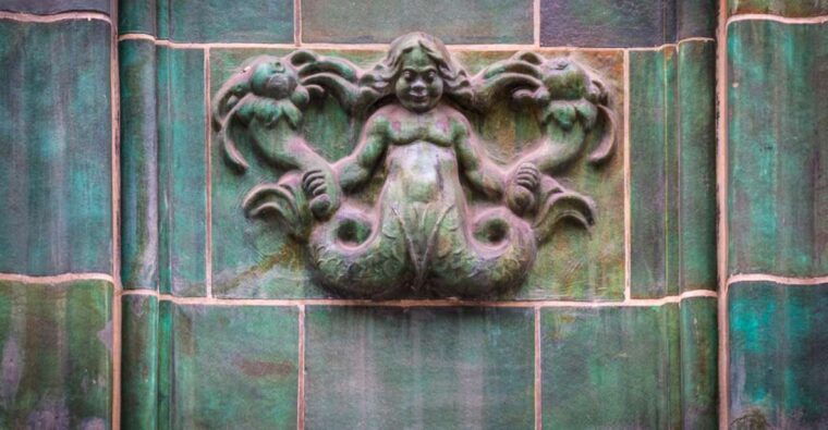 Mystical Hamburg - Walking Tour in German - Price and Value