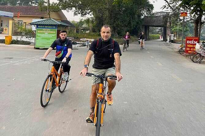 Mystical Hanoi: Thay Pagoda & Duong Lam Village Private Tour - FAQs