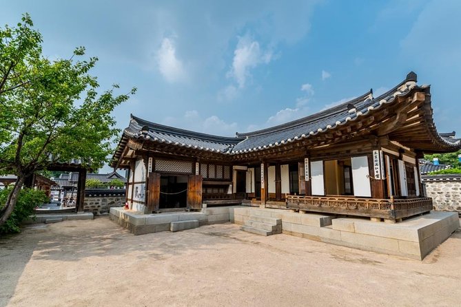 N Seoul Tower and Hanok Village Tour - Tour Highlights