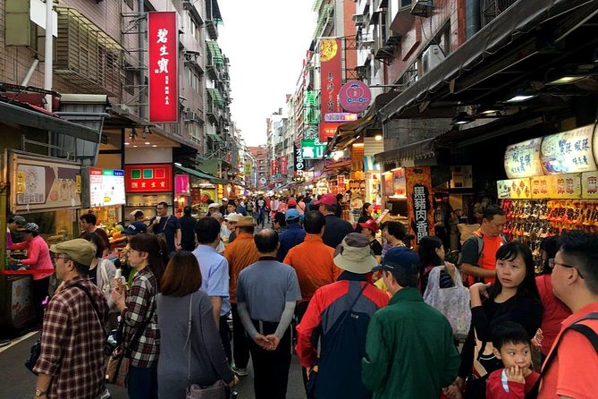N102 Yangmingshan Beitou Freshwater Day Tour (10h) - Inclusions and Exclusions