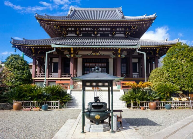 Nagano: Zenkoji Temple, Snow Monkeys, and Obuse Tour - Who Is This Tour Best For?