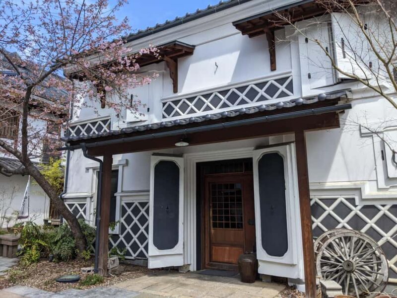 Nagano Zenkoji Temple Town Walking Tour with Oyaki Tasting - A Deep Dive Into Nagano’s Heart: The Tour Experience