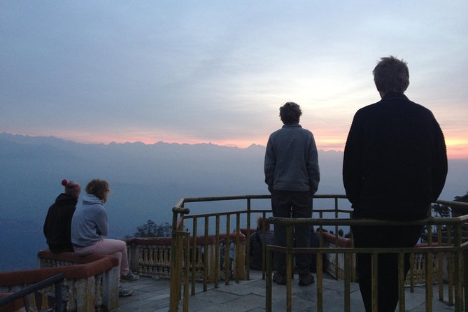 Nagarkot Sunrise View With Easy Hiking From Kathmandu - Tips for a Memorable Nagarkot Sunrise Hike