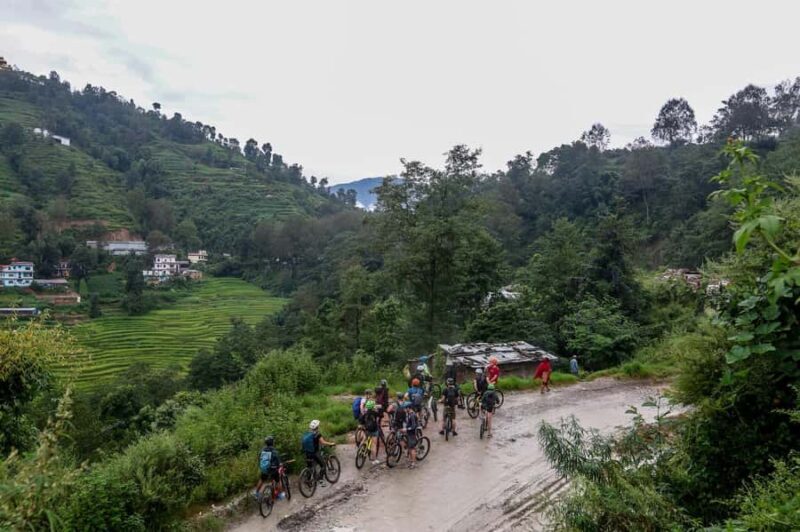 Nagarkot to Bhaktapur - Guided Full-Day Bike Tour & Lunch - Exploring Bhaktapur’s UNESCO Sites