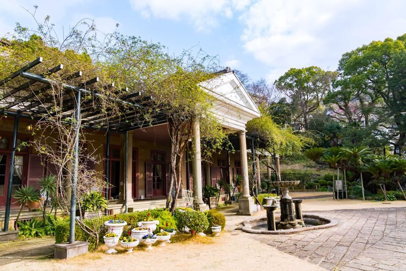 Nagasaki Glover Garden & Shinchi Chinatown Day Trip with Tram Ride - Fukuoka to Nagasaki, with a flexible end point