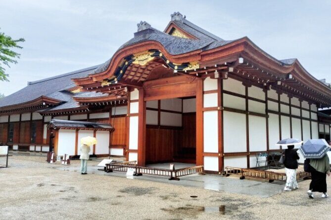 Nagoya Castle and Local Flavor Samurai Tales and Street Food Walk - A Deep Dive into the Tour Experience