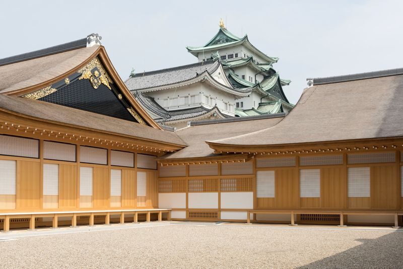Nagoya Castle Ticket - Get there by subway or city bus