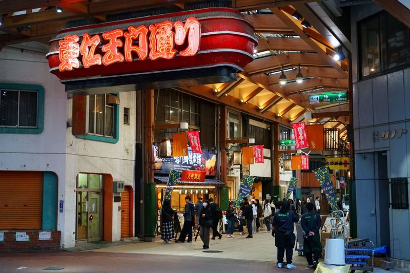 Nagoya Classic Day Tour: Nagoya Castle + Toyota Commemorative Museum of Industry and Technology + Osu Kannon (From Osaka, Guaranteed Departure for 1) - Osu Kannon and Osu Shopping Street