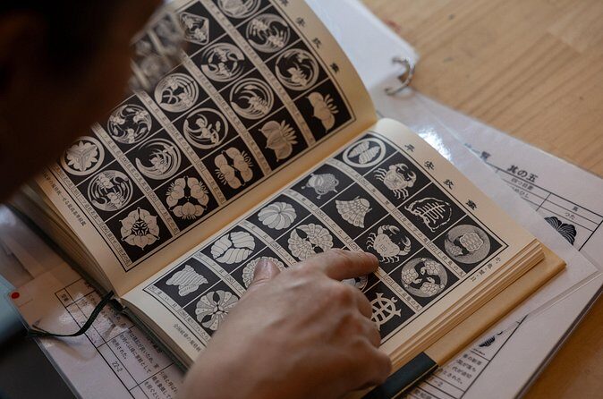 Nagoya Kuro Montsuki Traditional Family Crest Dyeing Workshop - FAQ