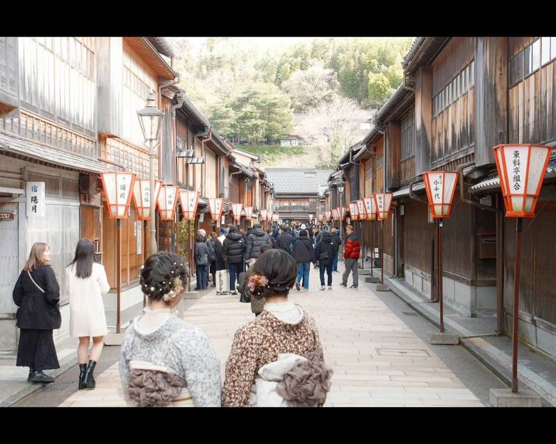 Nagoya World Heritage Shirakawa-go & Kanazawa Castle 2-Day Tour - Key points to know