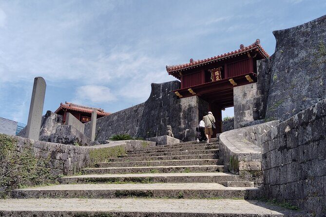 Naha: 1.5h Shurijo Castle Tour into the Heart of Ryukyu - Who Should Consider This Tour?