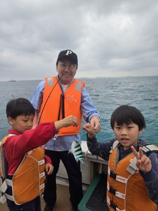 Naha Departure: Half-Day Fishing Tour for Beginners - What to wear and how to avoid seasickness