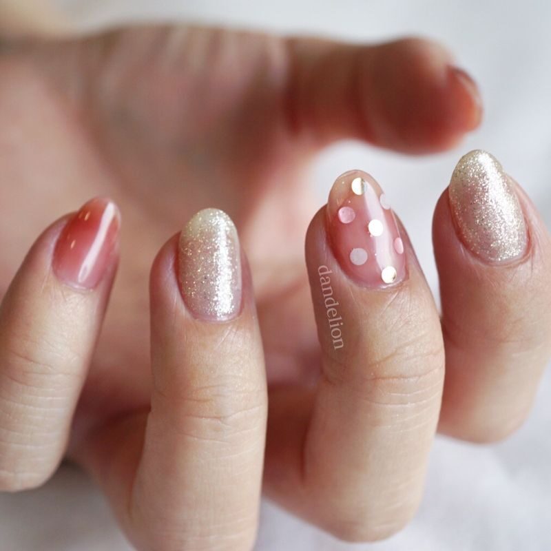 Nail, Lash and Waxing Treatment at Dandelion Menteng in Jakarta - Choosing between waxing and nails
