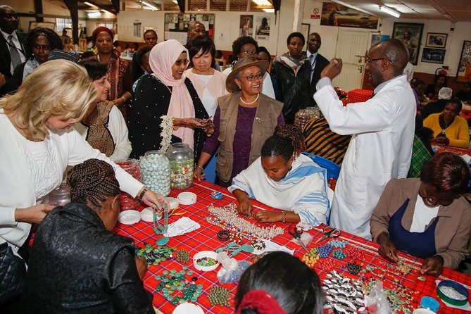 Nairobi Highlights: Karen Blixen, Beads Factory & Giraffe Center Day Tour - Inclusions and Exclusions