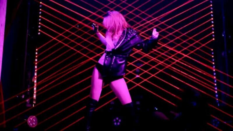 Nakano Dance Show Ticket with Drinks - Who Will Enjoy This Experience?