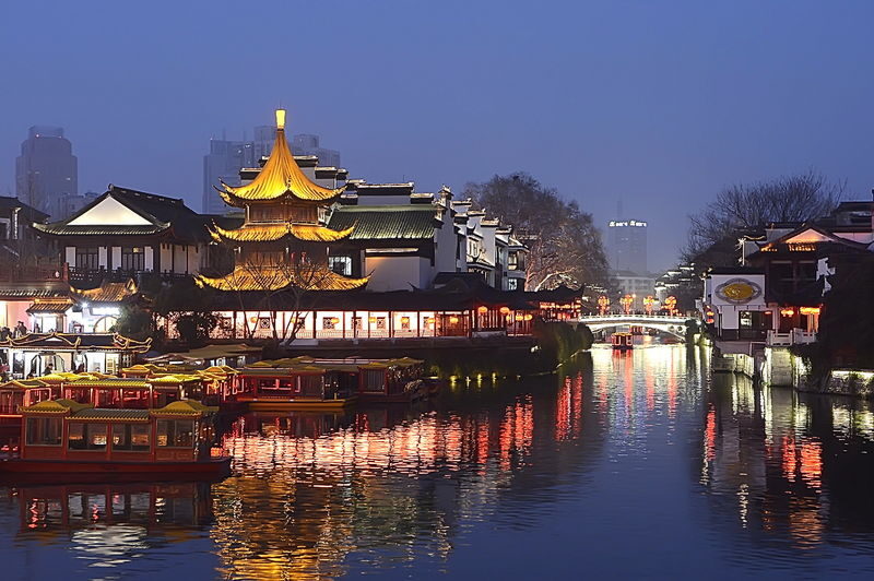 Nanjing Grand Baoen Temple and City Wall Museum Full-Day City Highlights Tour - At a glance