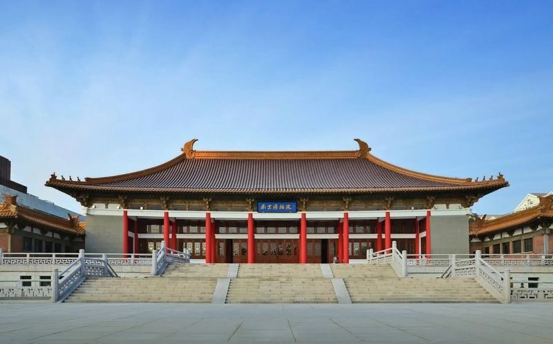 Nanjing Grand Baoen Temple and City Wall Museum Full-Day City Highlights Tour - Nanjing Museum gives the day room for objects and context