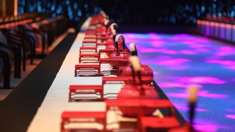 Nanjing Jinling Dream of Splendor Imperial Banquet Experience (Nanjings Must-Visit Imperial Banquet Restaurant + A Dual Feast for the Eyes and Taste Buds + Opera and Guzheng Chinese Culture + Immersive Experience of Ancient Emperors Glory) - Who will enjoy it most